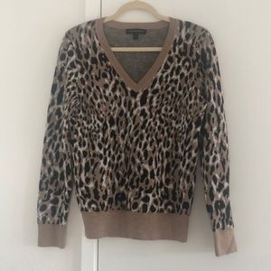 Animal print v-neck sweater